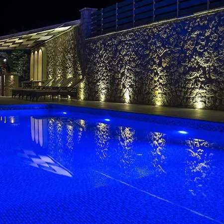 Kastro Villa *